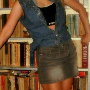 Femme caucasienne intense pour rencontre SM à Belfort profil--2271