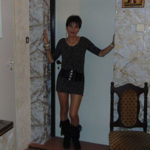 Clémence - rencontre-Dominatrice-Boulogne-Billancourt