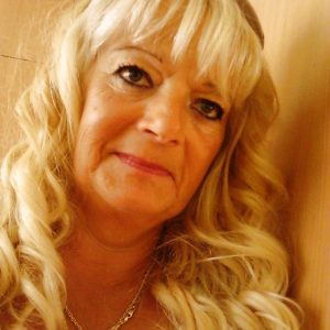Emilie - rencontre-Dominatrice-Rennes